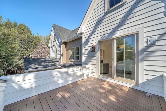 1640 Commonwealth Ave, Newton, MA 02465