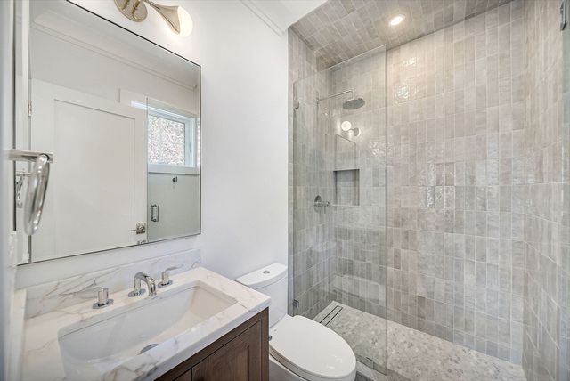 1640 Commonwealth Ave, Newton, MA 02465
