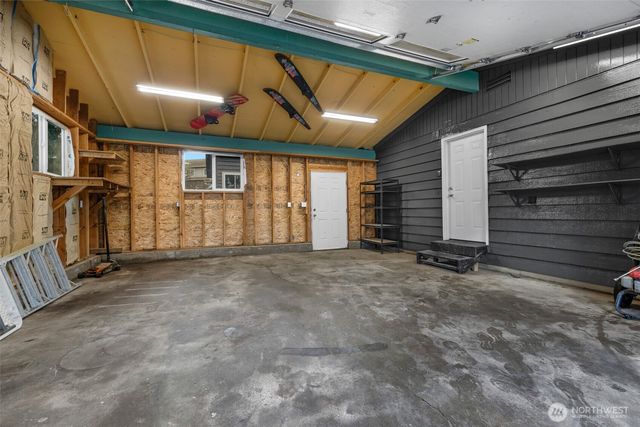 23619 5th Avenue W, Bothell, WA 98021