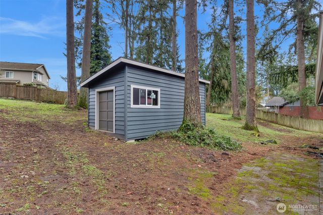 23619 5th Avenue W, Bothell, WA 98021
