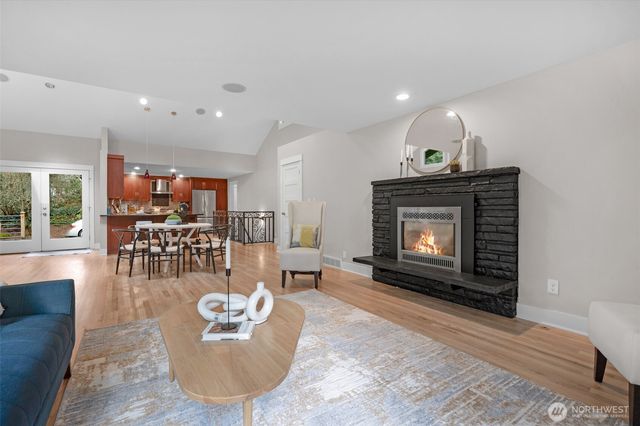 23619 5th Avenue W, Bothell, WA 98021