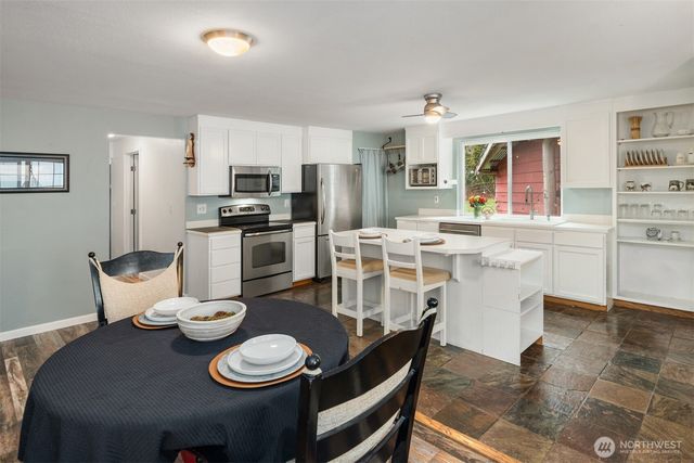 11807 322nd Avenue NE, Duvall, WA 98019