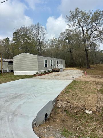 161 Westwood Avenue, Liberty, TX 77575