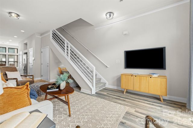 522 New Bern Station Court, Charlotte, NC 28209