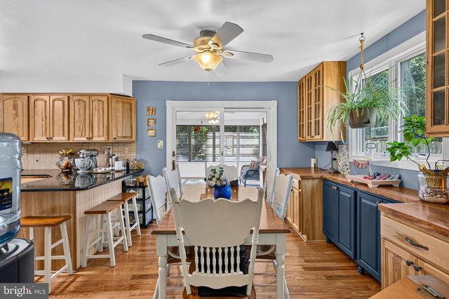367 HOLLY RD, Marlton, NJ 08053