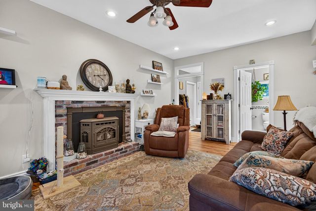 367 HOLLY RD, Marlton, NJ 08053