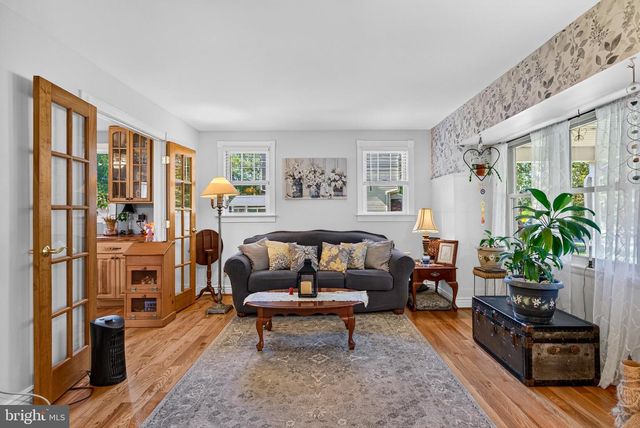 367 HOLLY RD, Marlton, NJ 08053