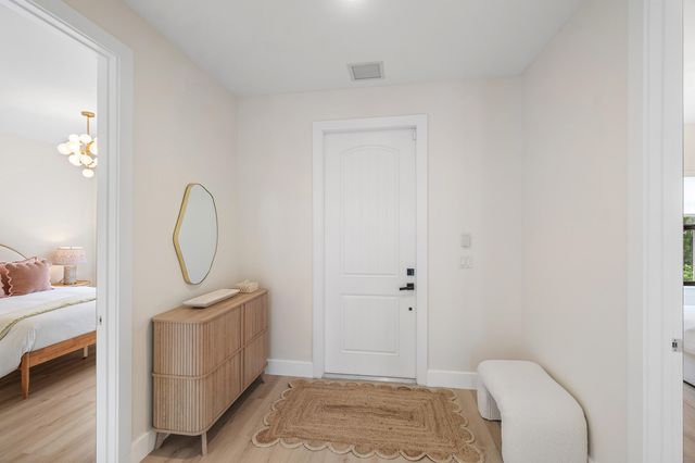 7606 S Olive Avenue, West Palm Beach, FL 33405