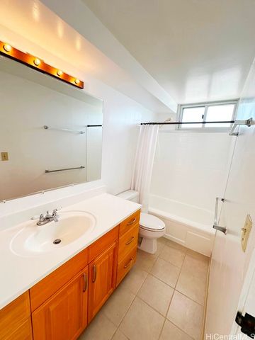 98-288 Kaonohi Street 3903, Aiea, HI 96701