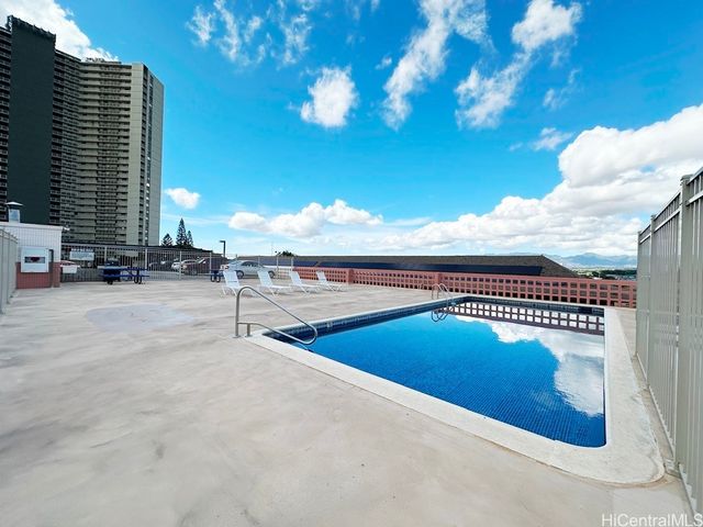 98-288 Kaonohi Street 3903, Aiea, HI 96701