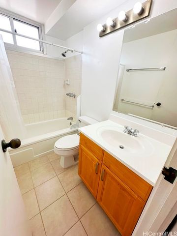 98-288 Kaonohi Street 3903, Aiea, HI 96701