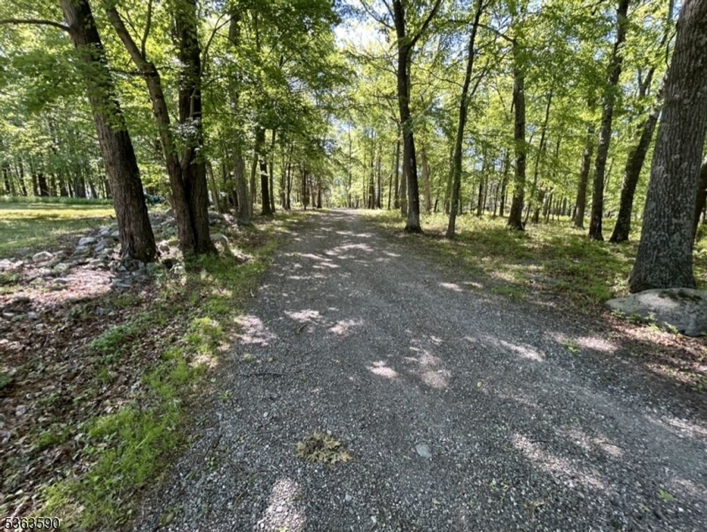955 Middleville Rd, Stillwater Twp., NJ 07860