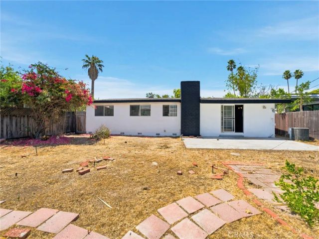 12739 Hartland Street, North Hollywood, CA 91605
