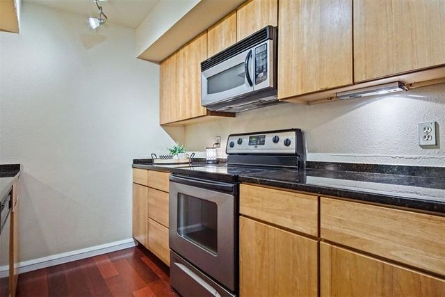 600 NW 4th Street 319N, Oklahoma City, OK 73102