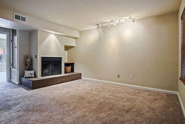 600 NW 4th Street 319N, Oklahoma City, OK 73102