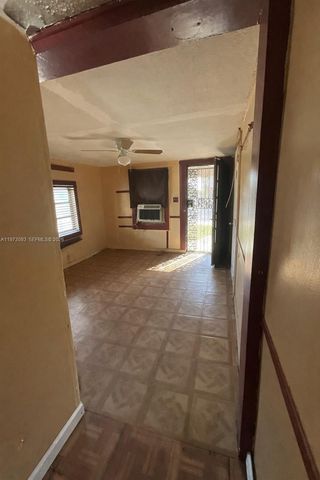 7464 NW 17th Avenue, Miami, FL 33147