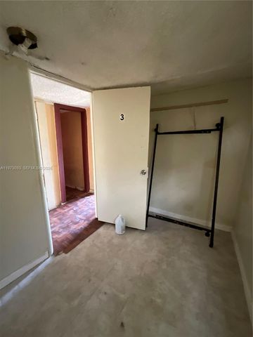 7464 NW 17th Avenue, Miami, FL 33147