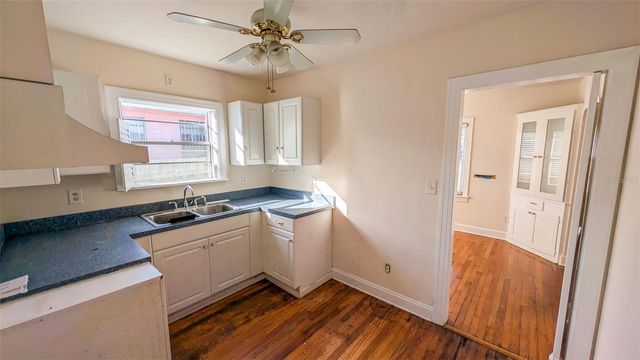 860 16TH AVENUE S, St Petersburg, FL 33701