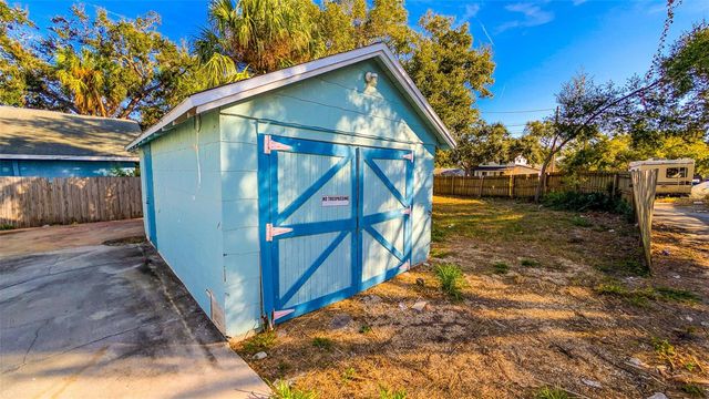 860 16TH AVENUE S, St Petersburg, FL 33701