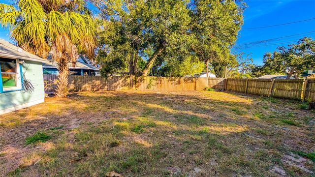 860 16TH AVENUE S, St Petersburg, FL 33701