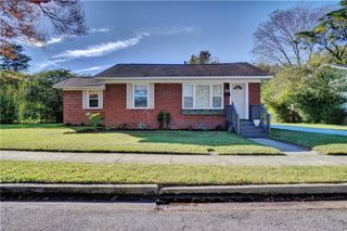 24 Neville ST, Portsmouth, VA 23701