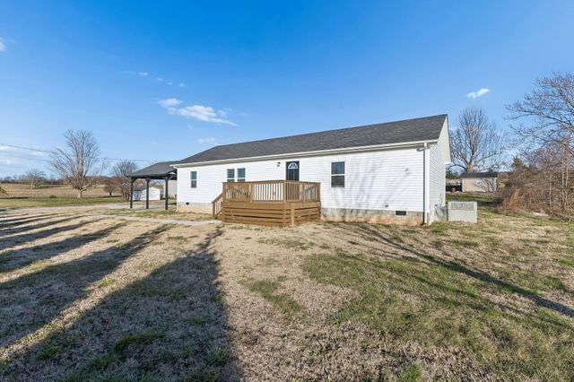 3770 Penile Hill Rd, Decherd, TN 37324