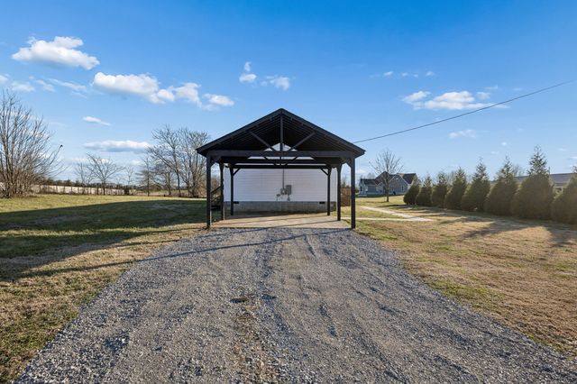 3770 Penile Hill Rd, Decherd, TN 37324