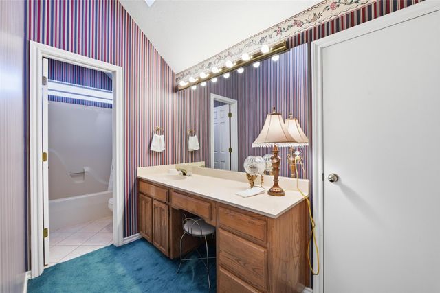 11513 Blue Creek Drive, Fort Worth, TX 76008