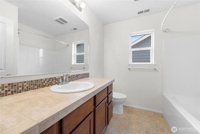 8410 72nd Place NE, Marysville, WA 98270