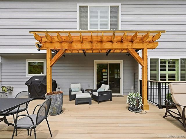 2061 Emerson Ln, Louisville, CO 80027