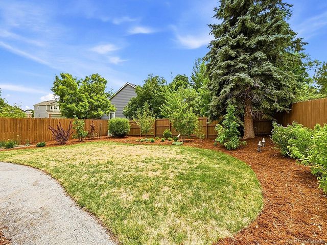 2061 Emerson Ln, Louisville, CO 80027