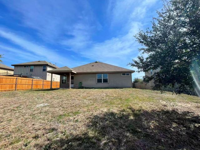 457 Dragon Ridge RD, Buda, TX 78610
