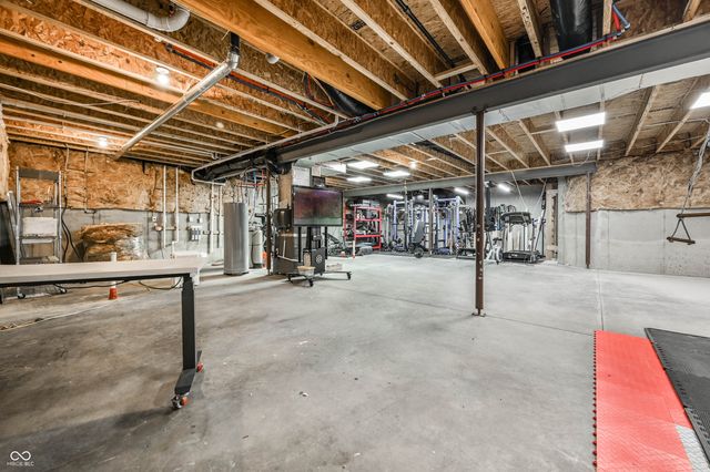 2144 Chick Evans Way, Westfield, IN 46074