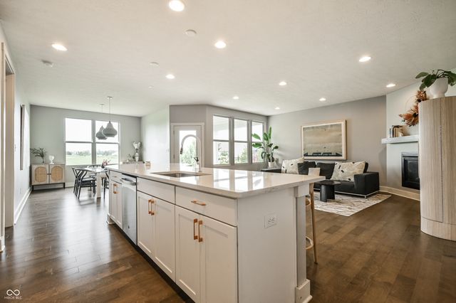 2144 Chick Evans Way, Westfield, IN 46074