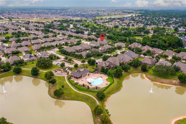 2118 Summer Gardens Lane, Katy, TX 77493