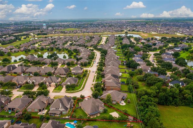 2118 Summer Gardens Lane, Katy, TX 77493