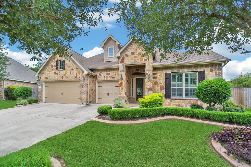 2118 Summer Gardens Lane, Katy, TX 77493