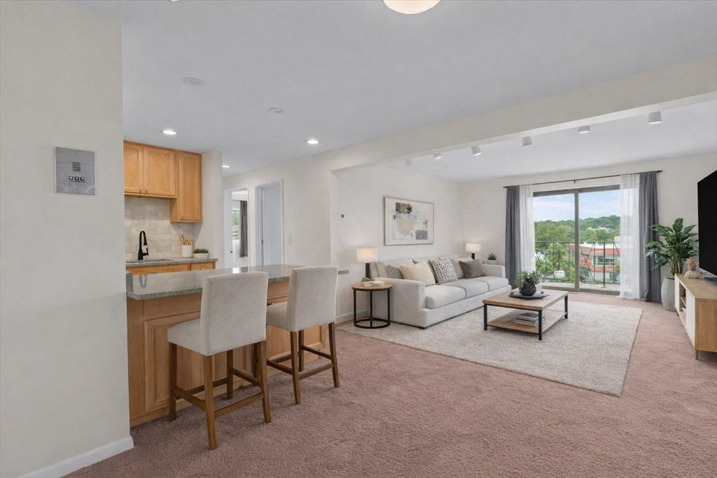 26 Waverly St 410, Boston, MA 02135