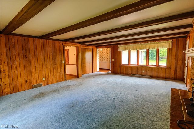 1740 Washington Boulevard, Louisville, OH 44641
