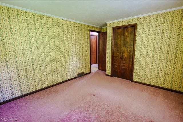 1740 Washington Boulevard, Louisville, OH 44641
