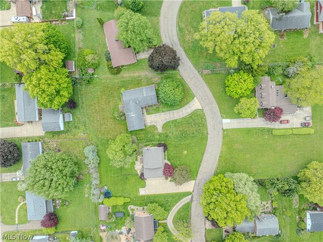 1740 Washington Boulevard, Louisville, OH 44641