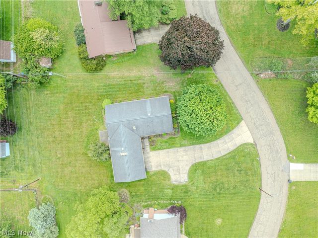 1740 Washington Boulevard, Louisville, OH 44641