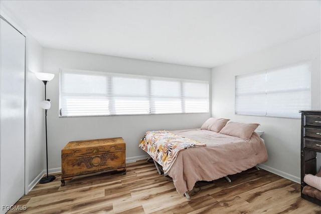 1211 SE 34th ST, Cape Coral, FL 33904