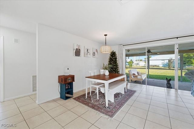 1211 SE 34th ST, Cape Coral, FL 33904