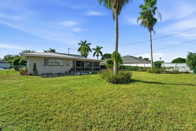 1211 SE 34th ST, Cape Coral, FL 33904