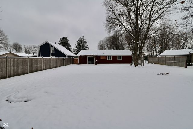 1689 Nantucket Drive, Cicero, IN 46034