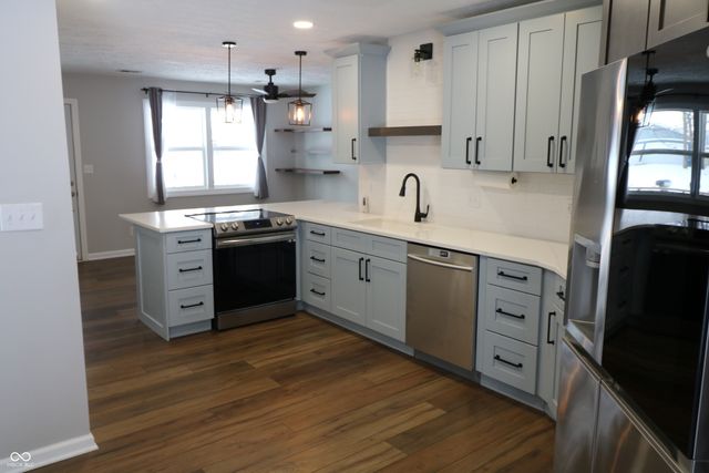 1689 Nantucket Drive, Cicero, IN 46034