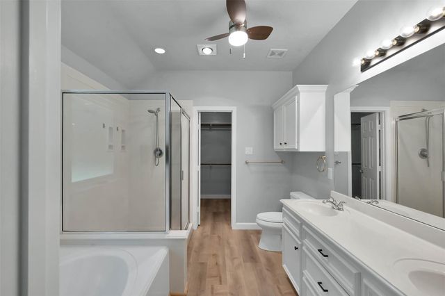 84 Oak Grove Lane, Conroe, TX 77304