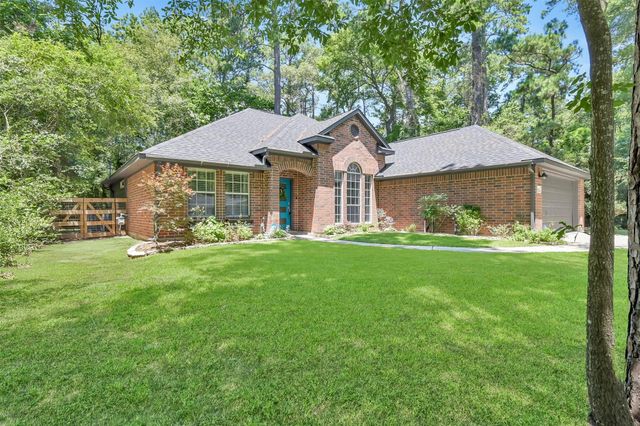 84 Oak Grove Lane, Conroe, TX 77304