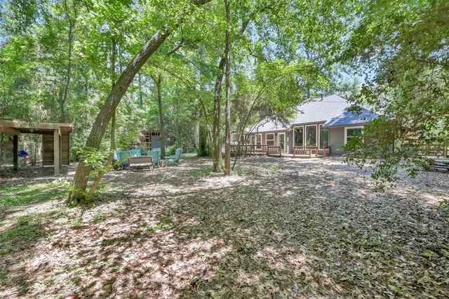 84 Oak Grove Lane, Conroe, TX 77304
